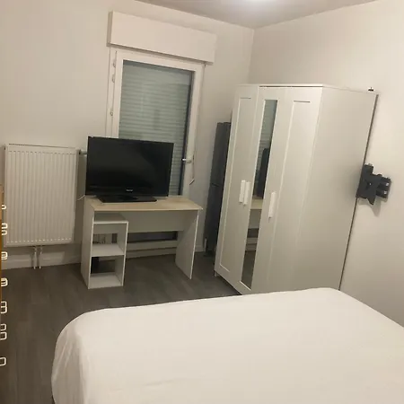 A Cote Du Stade Arena La Defense Apartment *