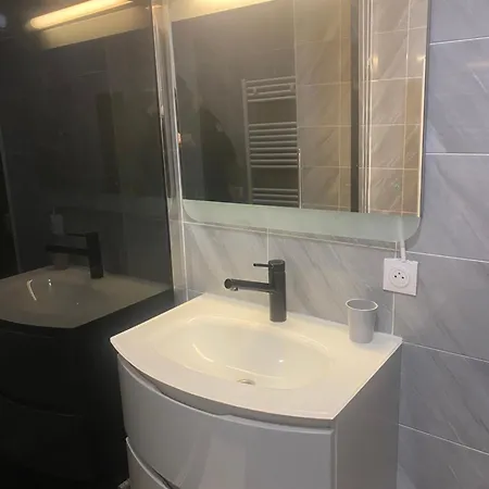 A Cote Du Stade Arena La Defense Apartment
