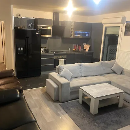 Apartment A Cote Du Stade Arena La Defense Paris